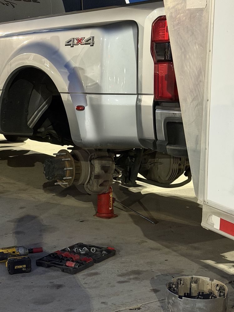 Mobile roadside service on a truck